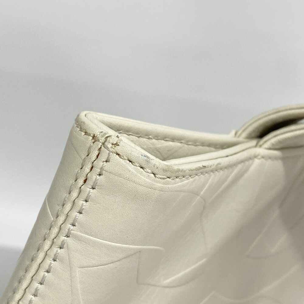 CHANEL White Leather Tote Bag - Picture 7 of 10